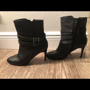 Express size 8 black leather 3 inch heels